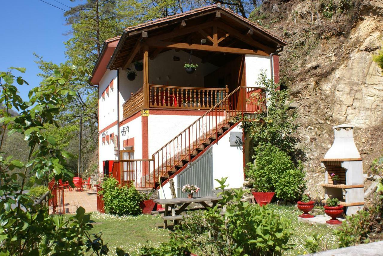 Casa Rural Priena 科瓦东加 外观 照片
